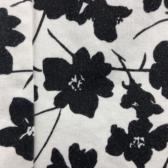 St Johns Bay Capri Pants Women 14 White Black Floral Cotton Stretch Ankle Crop - Picture 2 of 12